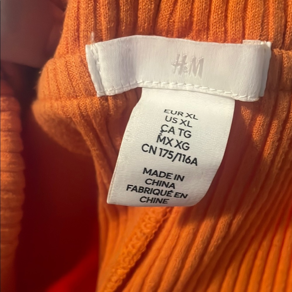 H&M Women's Orange Sweater